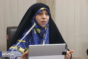 قرآن‌سوزان روی شاخه نشسته‌ و بُن می‌برند