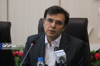 خود کتاب زمینه زدوده است/ مشکلی که در دانشگاه ایرانی وجود دارد، این است که ما از بیرون نقد می‌کنیم